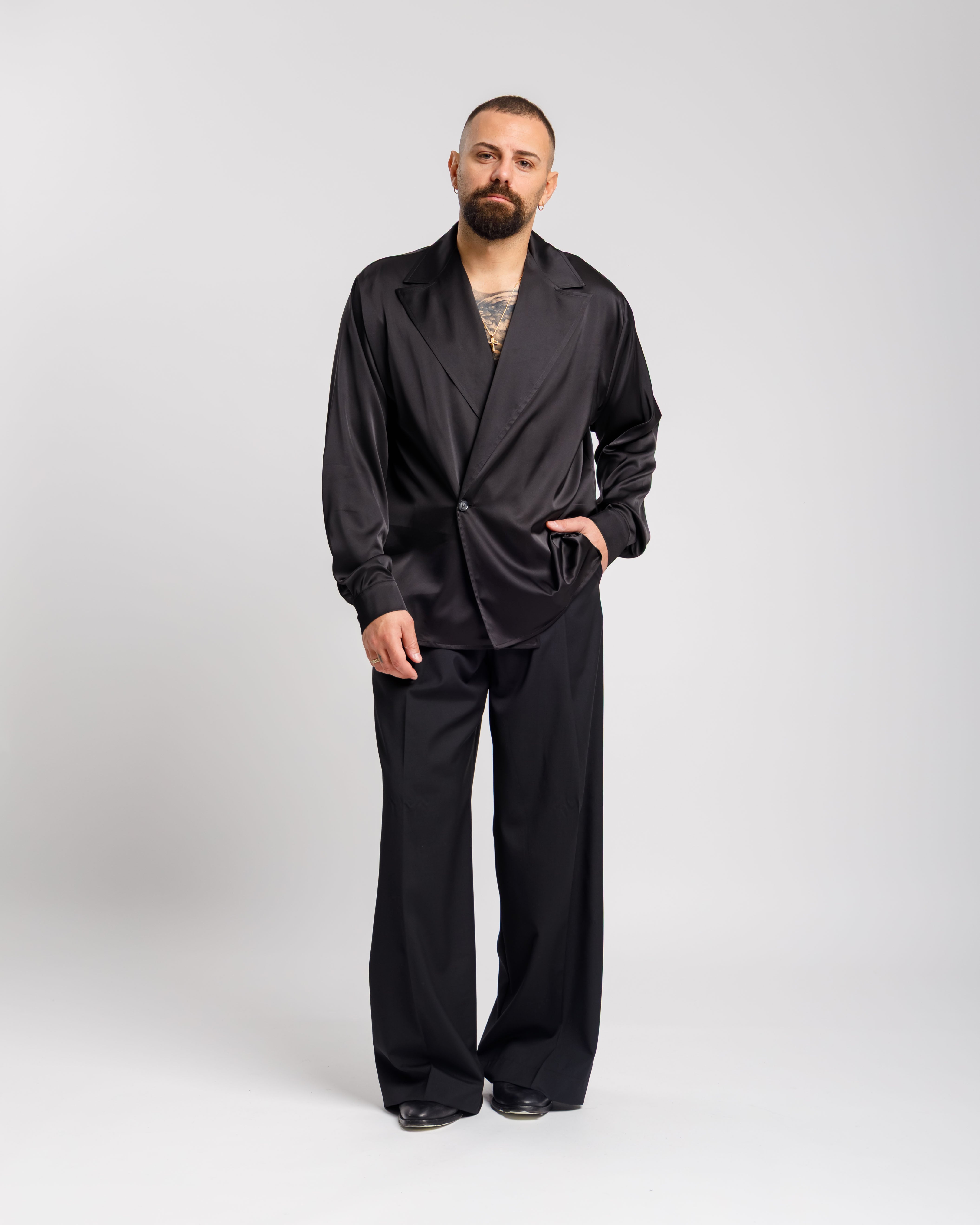 Camicia In Raso Con Rever Ampio - Ma1049 Nera