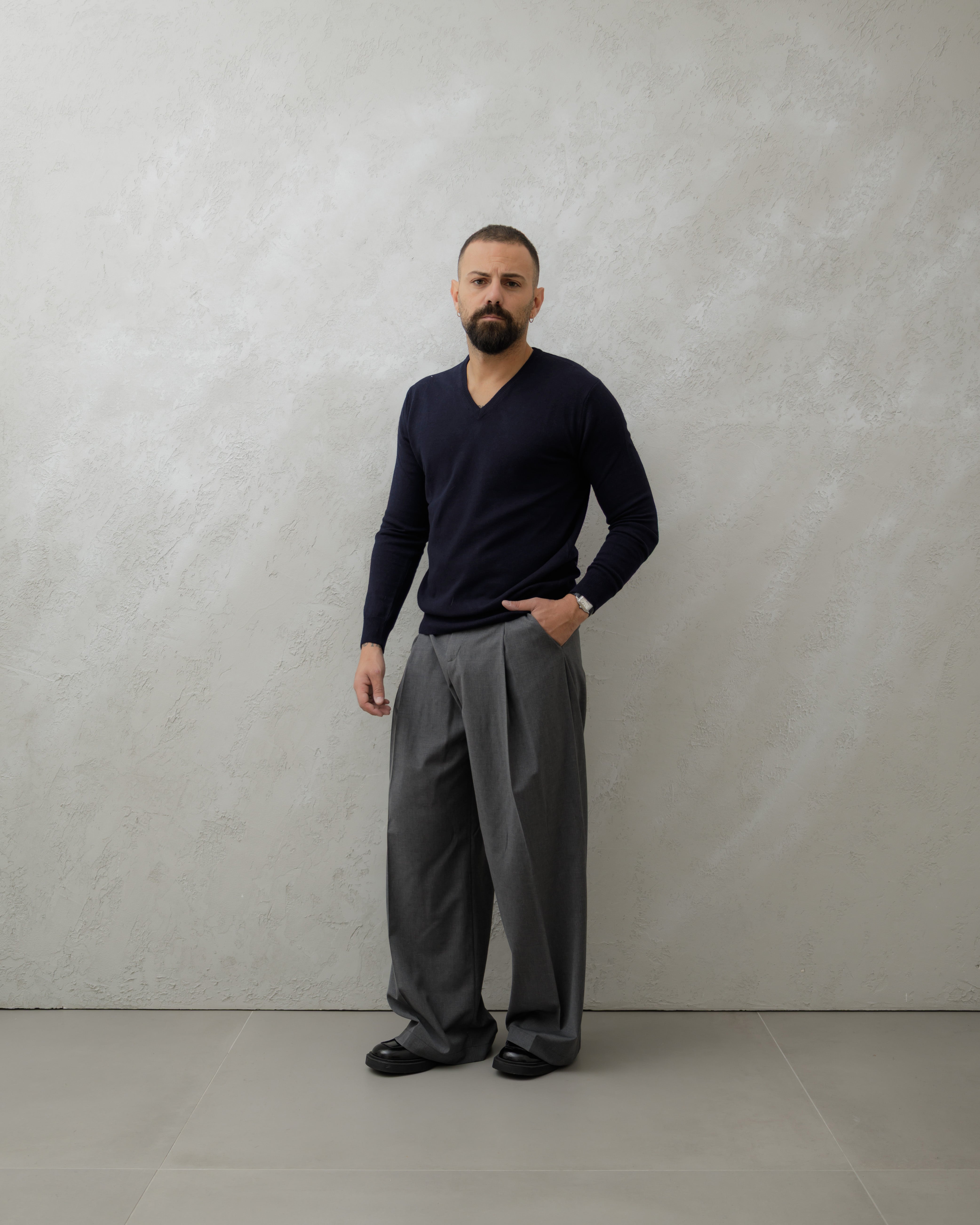 MAGLIA IN LANA SCOLLO V - MA7066 Blu navy