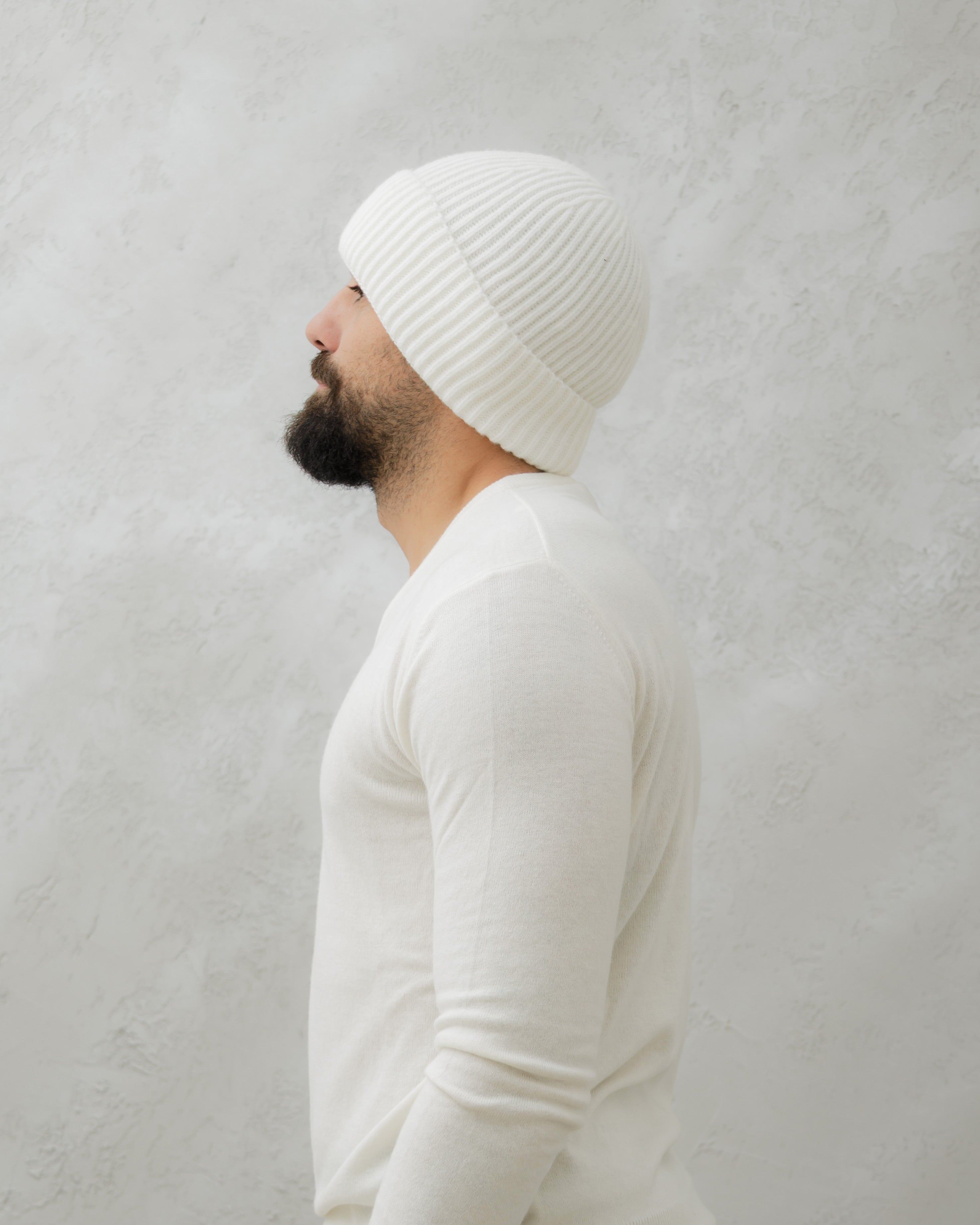 CAPPELLO IN LANA Bianco