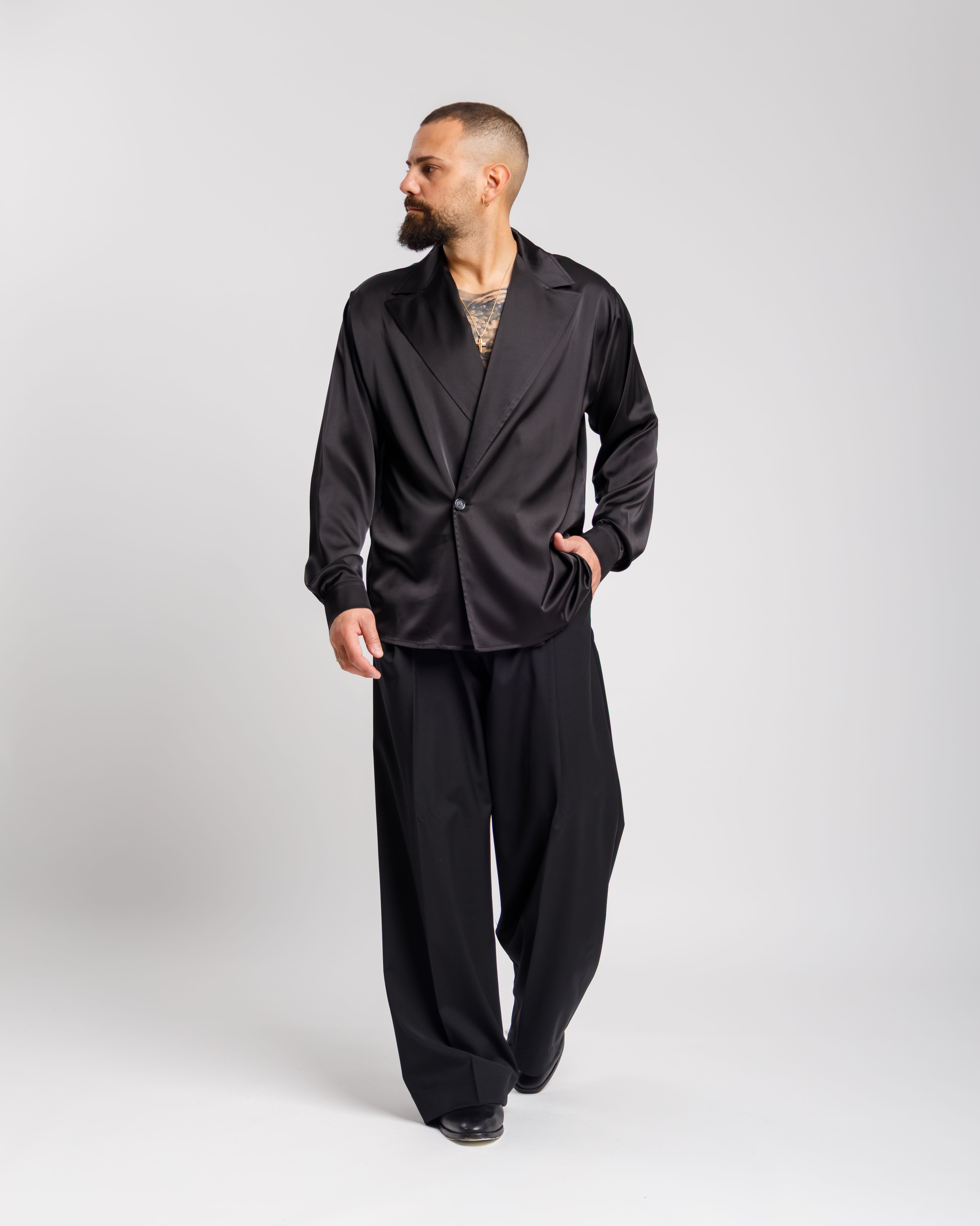 Camicia In Raso Con Rever Ampio - Ma1049 Nera