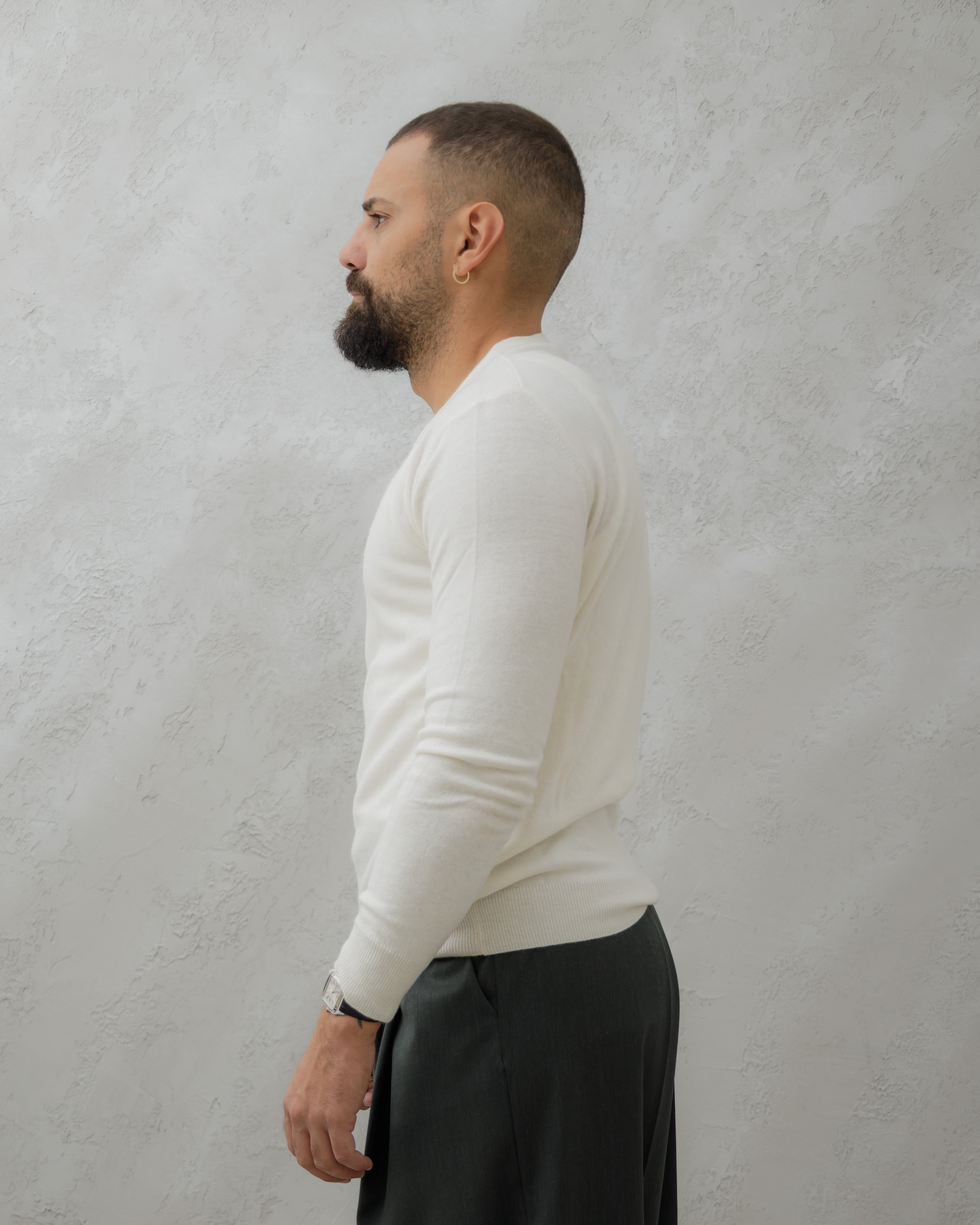 MAGLIA IN LANA SCOLLO V - MA7066 Bianco