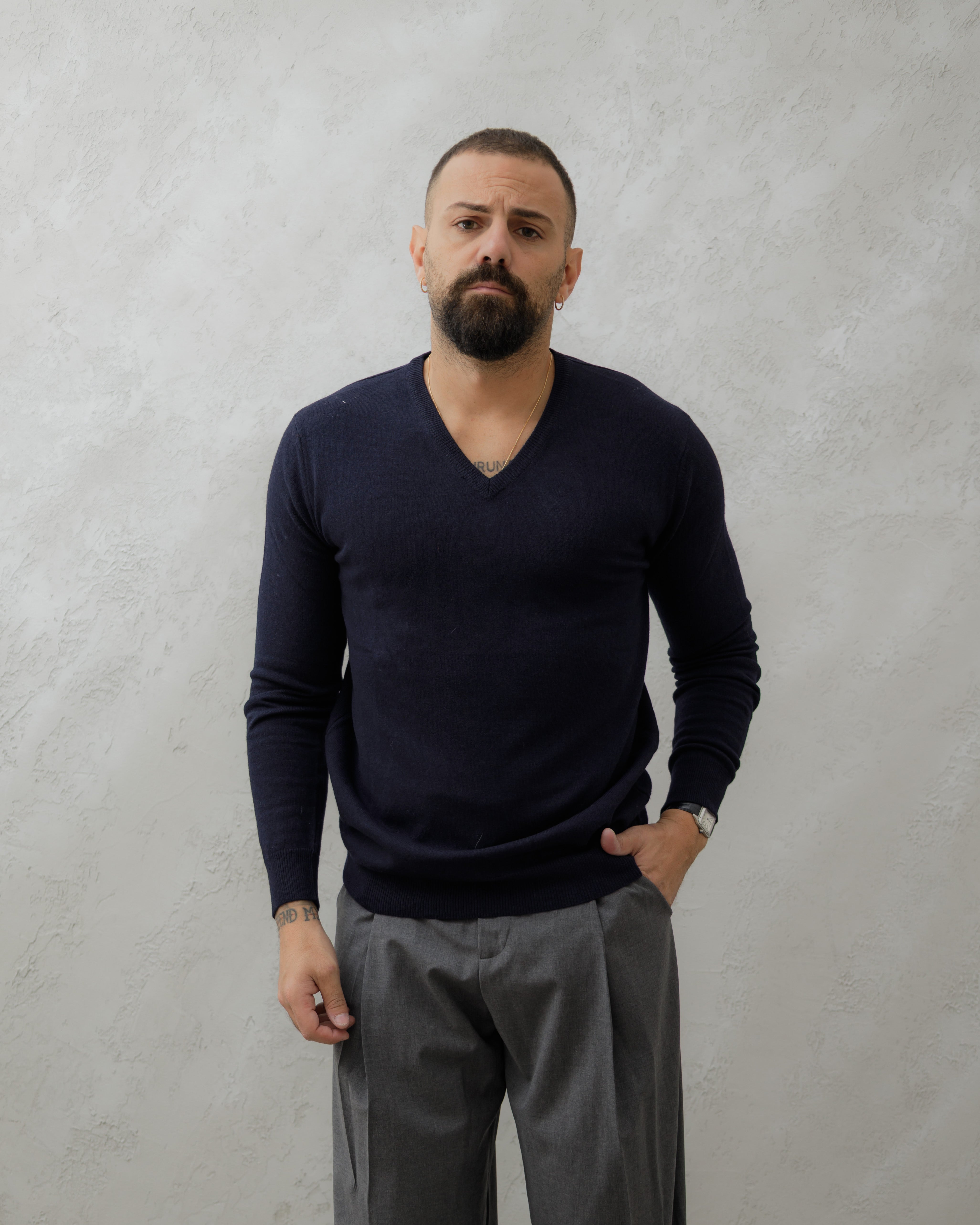 MAGLIA IN LANA SCOLLO V - MA7066 Blu navy