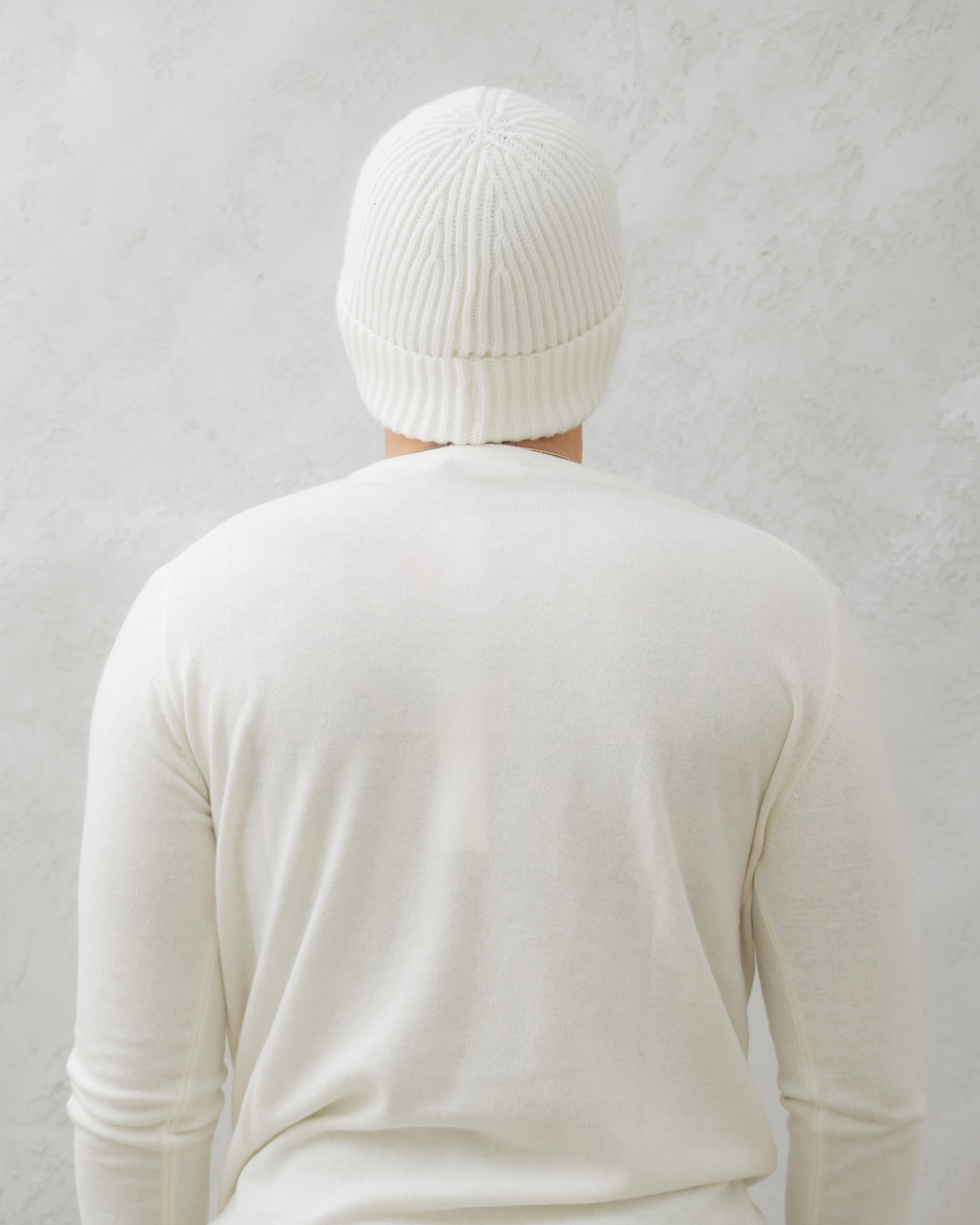 CAPPELLO IN LANA Bianco