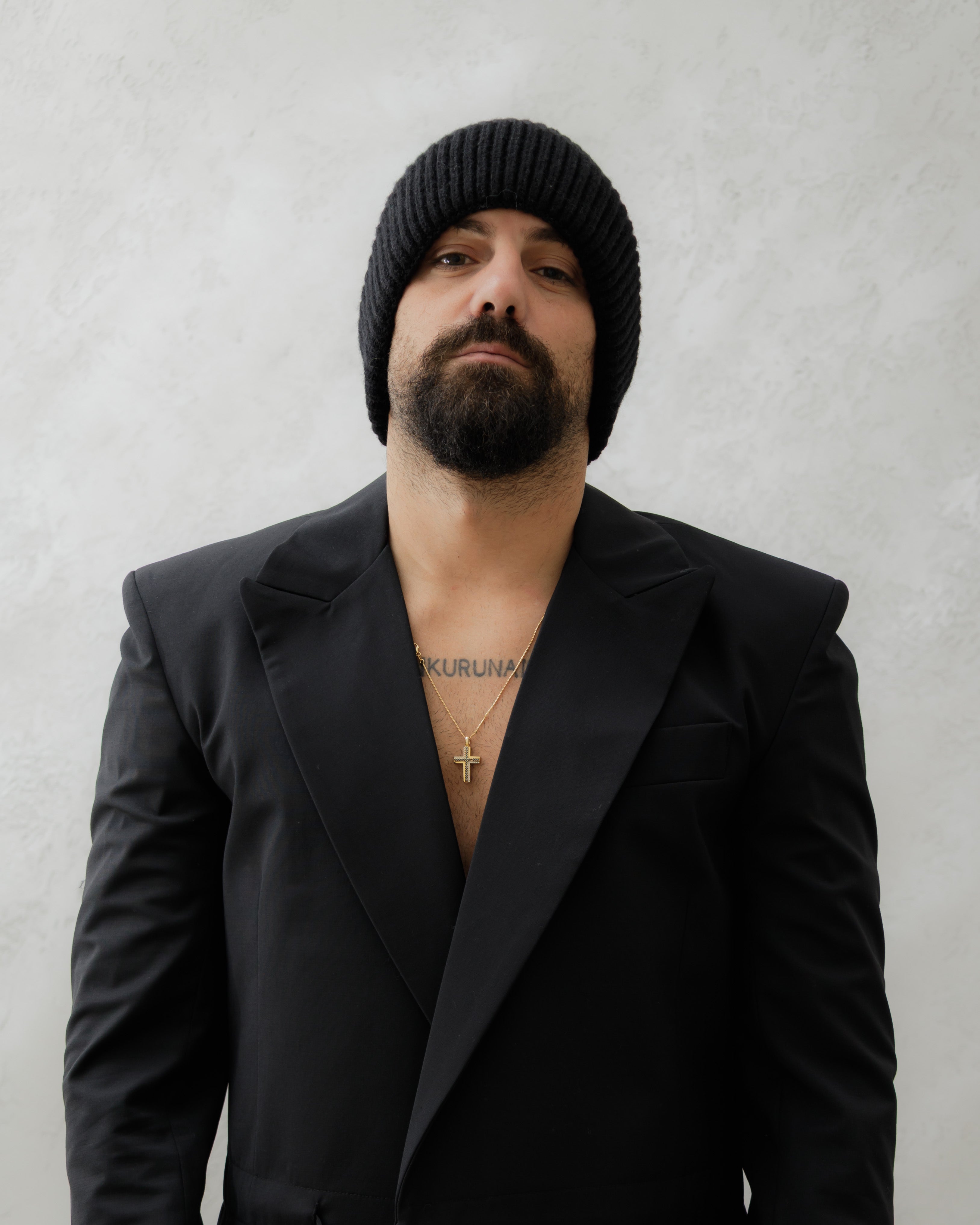 CAPPELLO IN LANA NERO