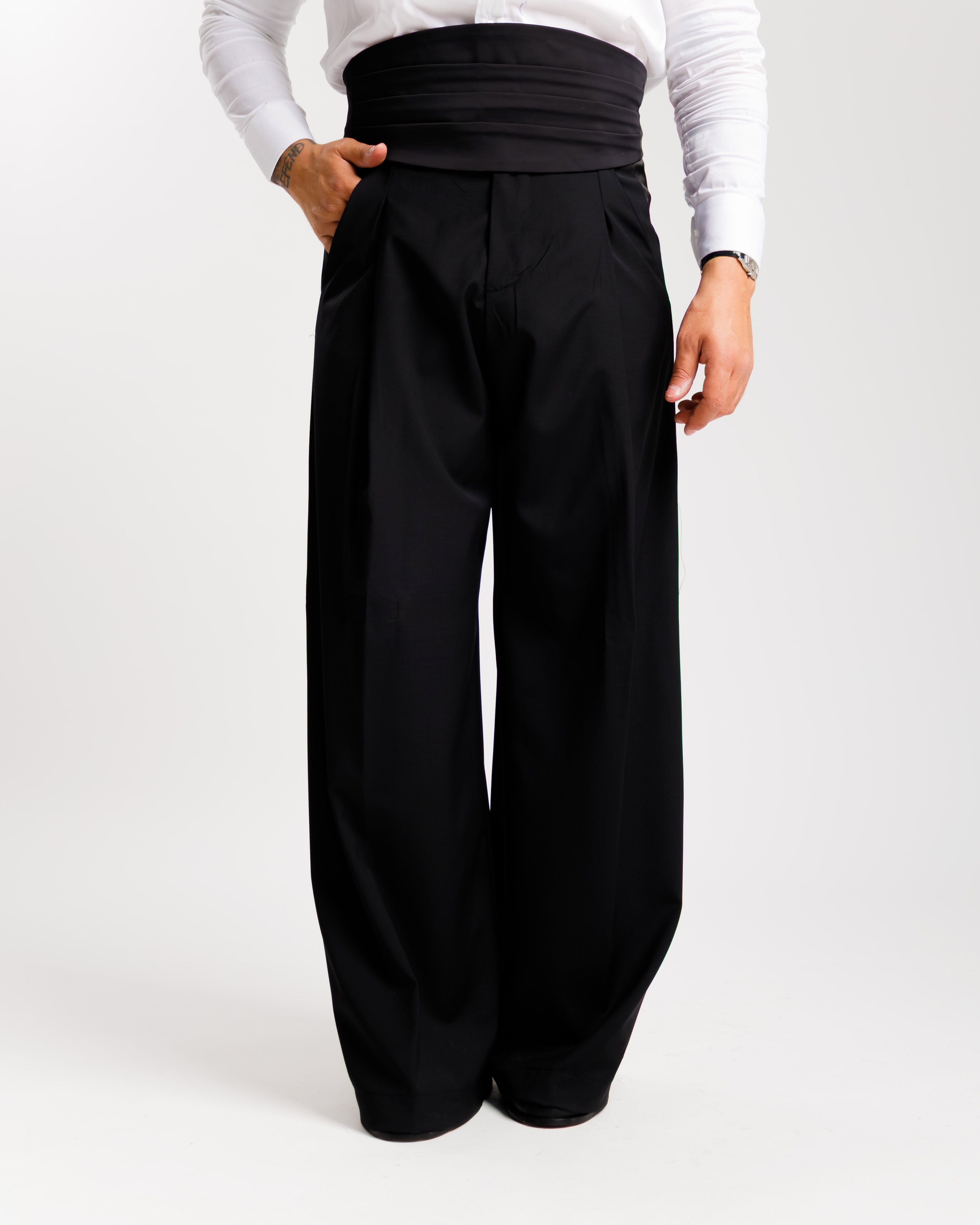 Pantaloni Wide Fit Smoking Ma-1043