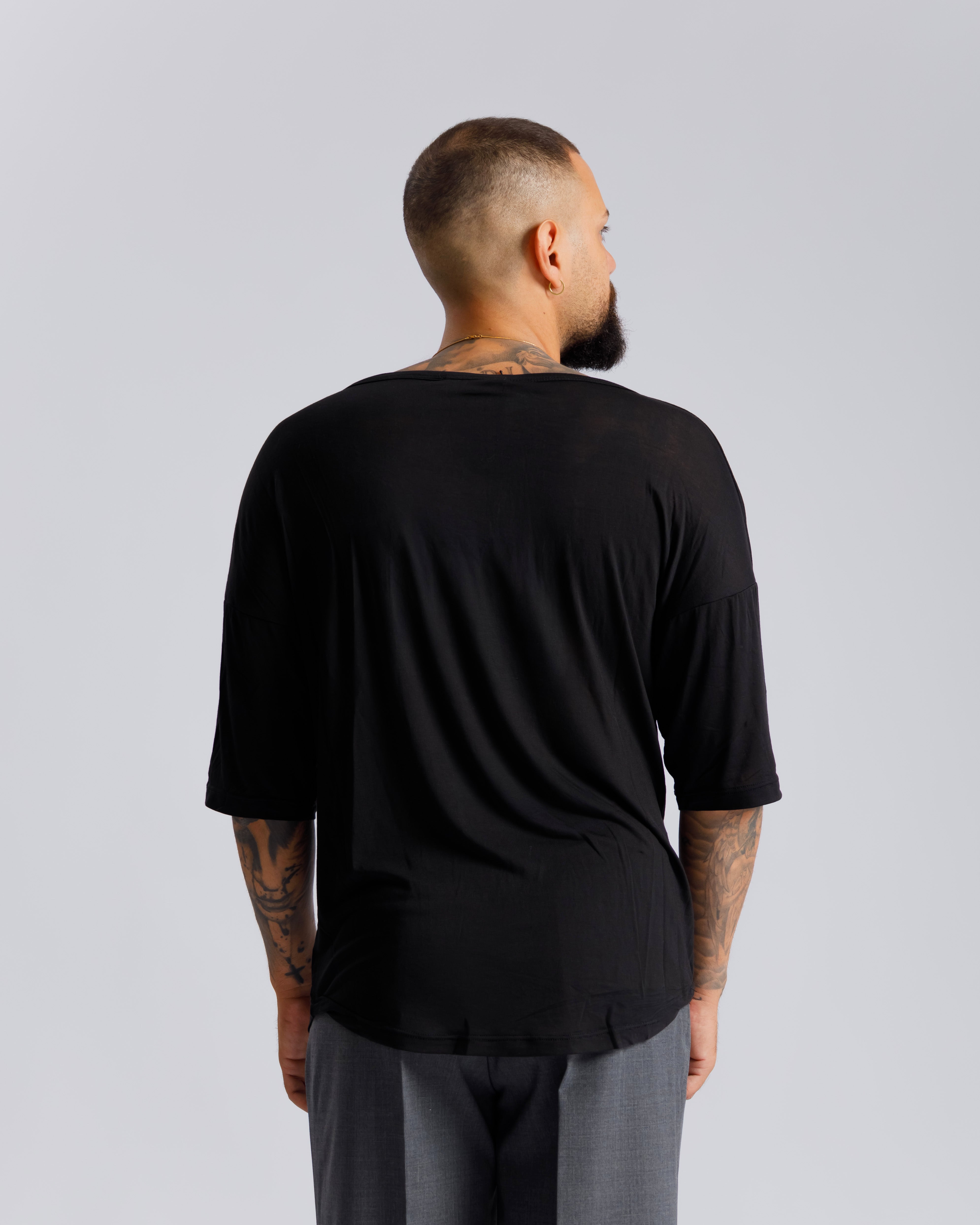 T-shirt Leggera Scollata - NERA Ma1075