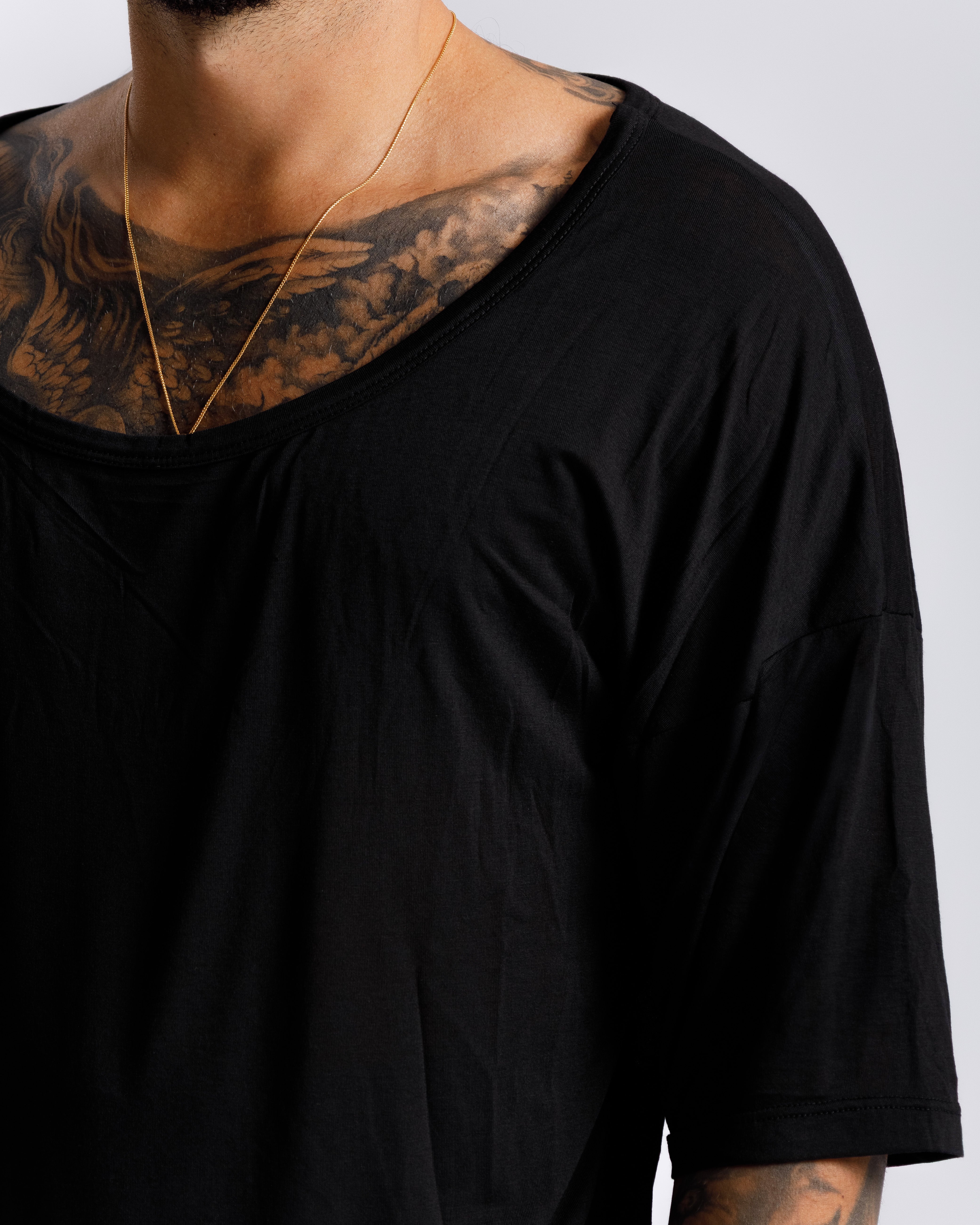 T-shirt Leggera Scollata - NERA Ma1075