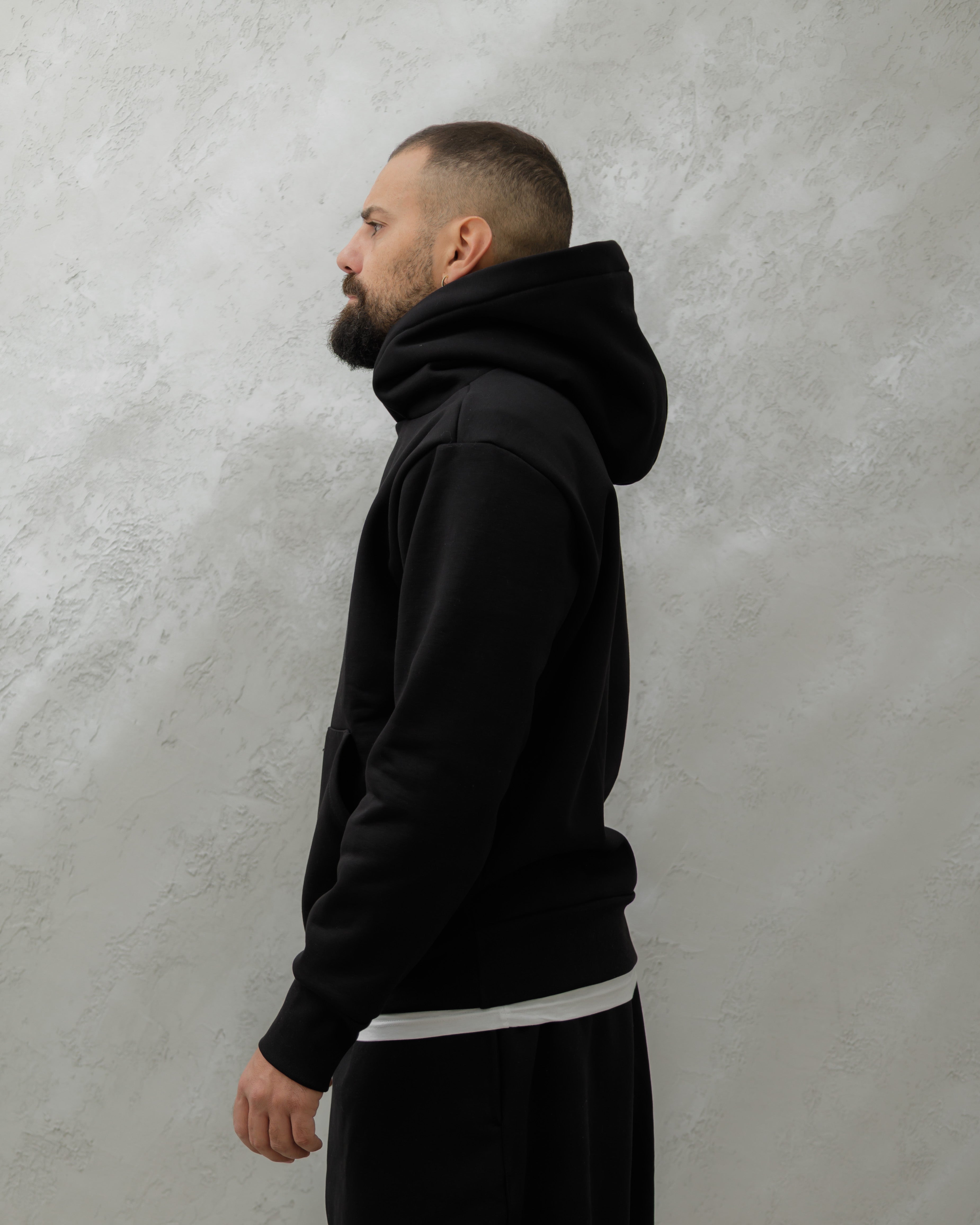 FELPA CON CAPPUCCIO - MA1042 NERO