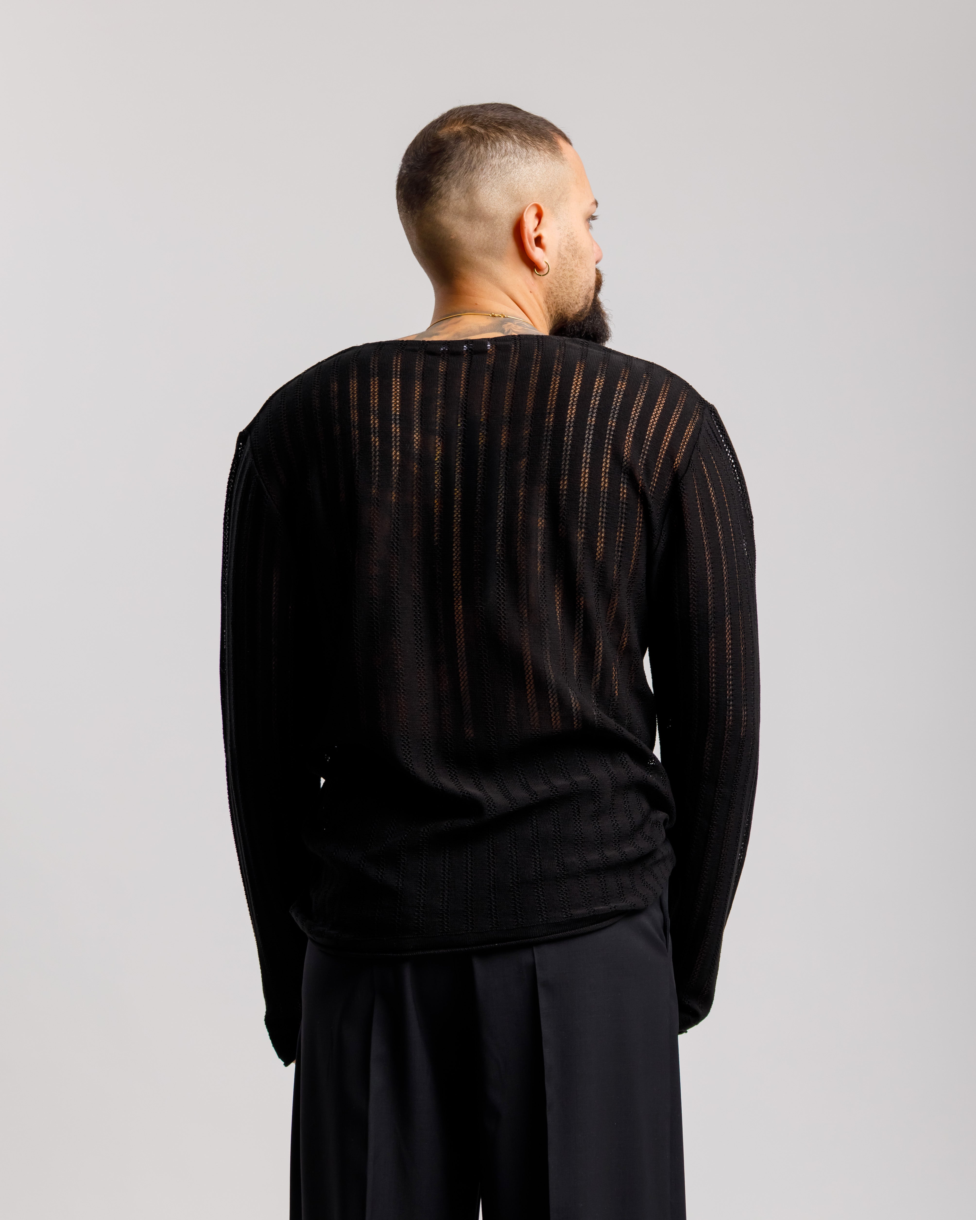 Maglia Scollo a V traforata - MASS607 NERA