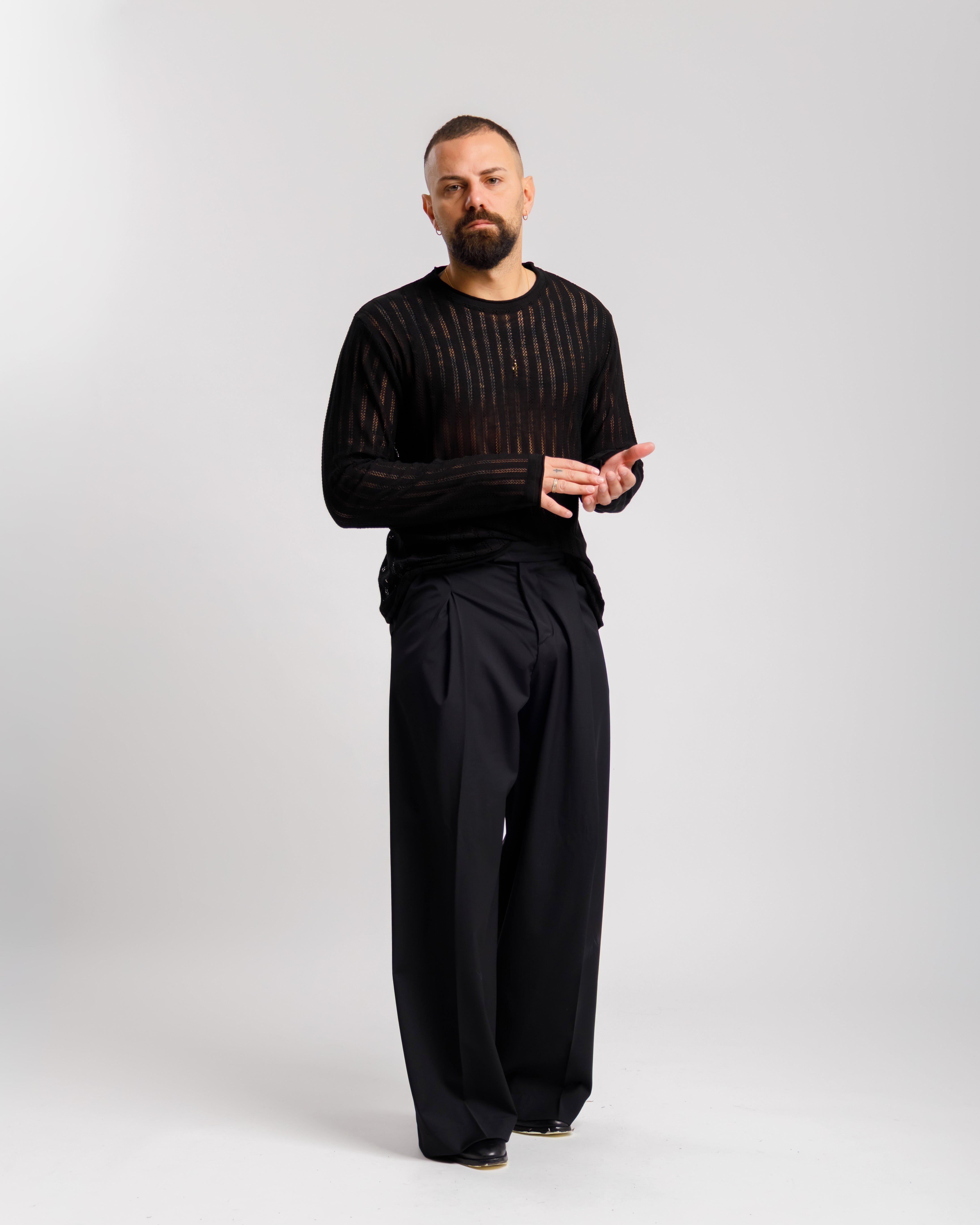 Maglia girocollo traforata - MASS608 NERA