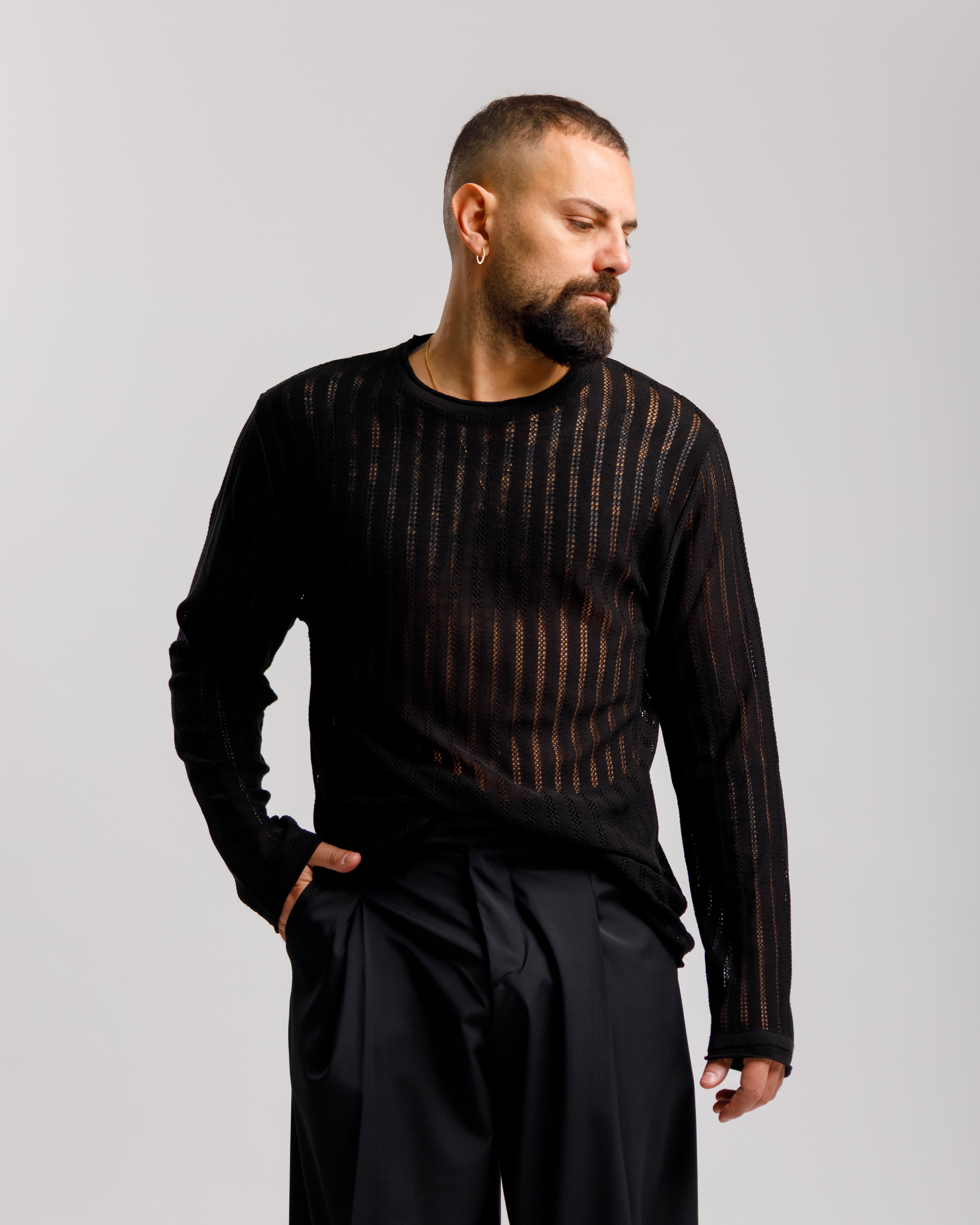 Maglia girocollo traforata - MASS608 NERA