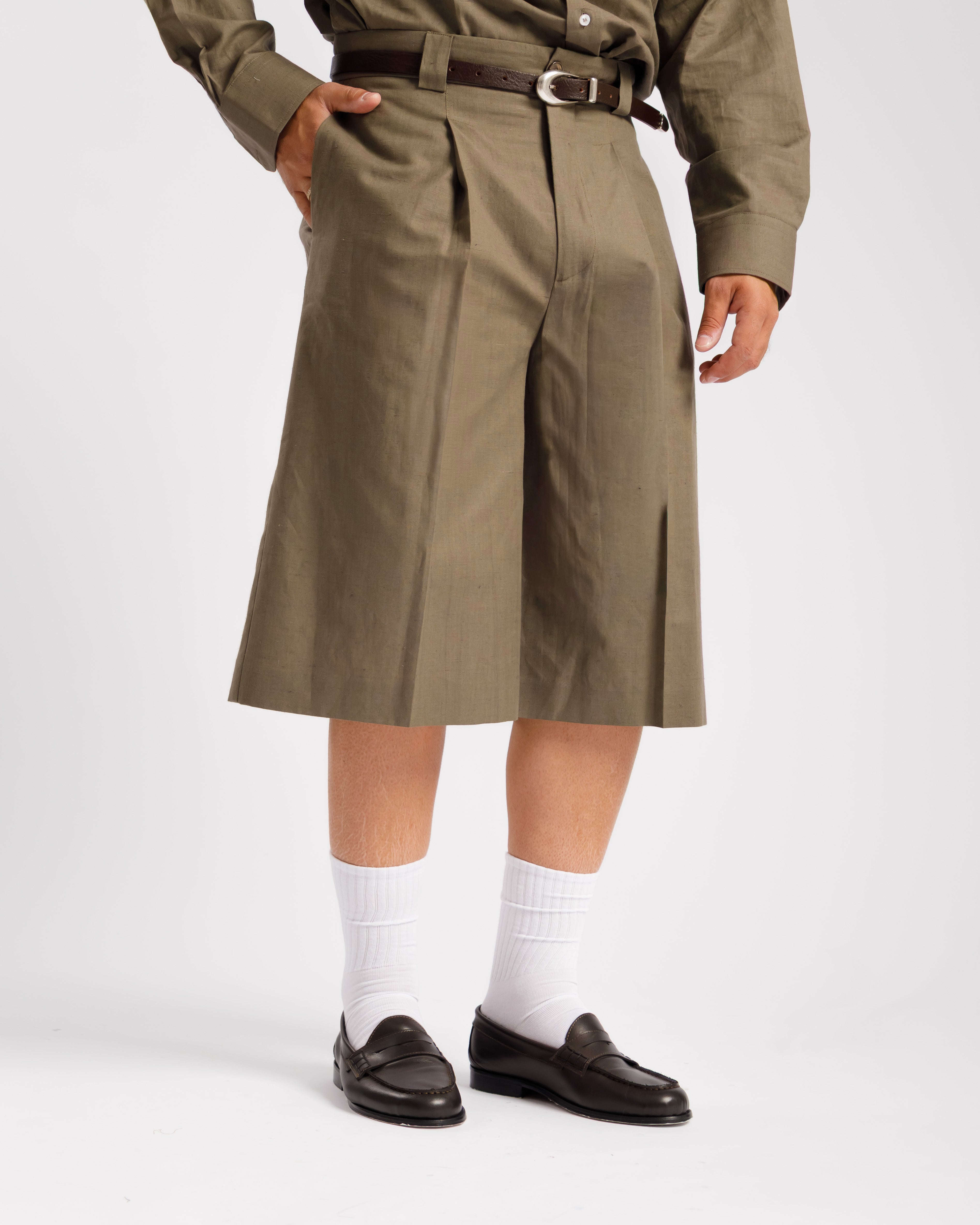 Bermuda in lino  -  Ma10388 verde militare