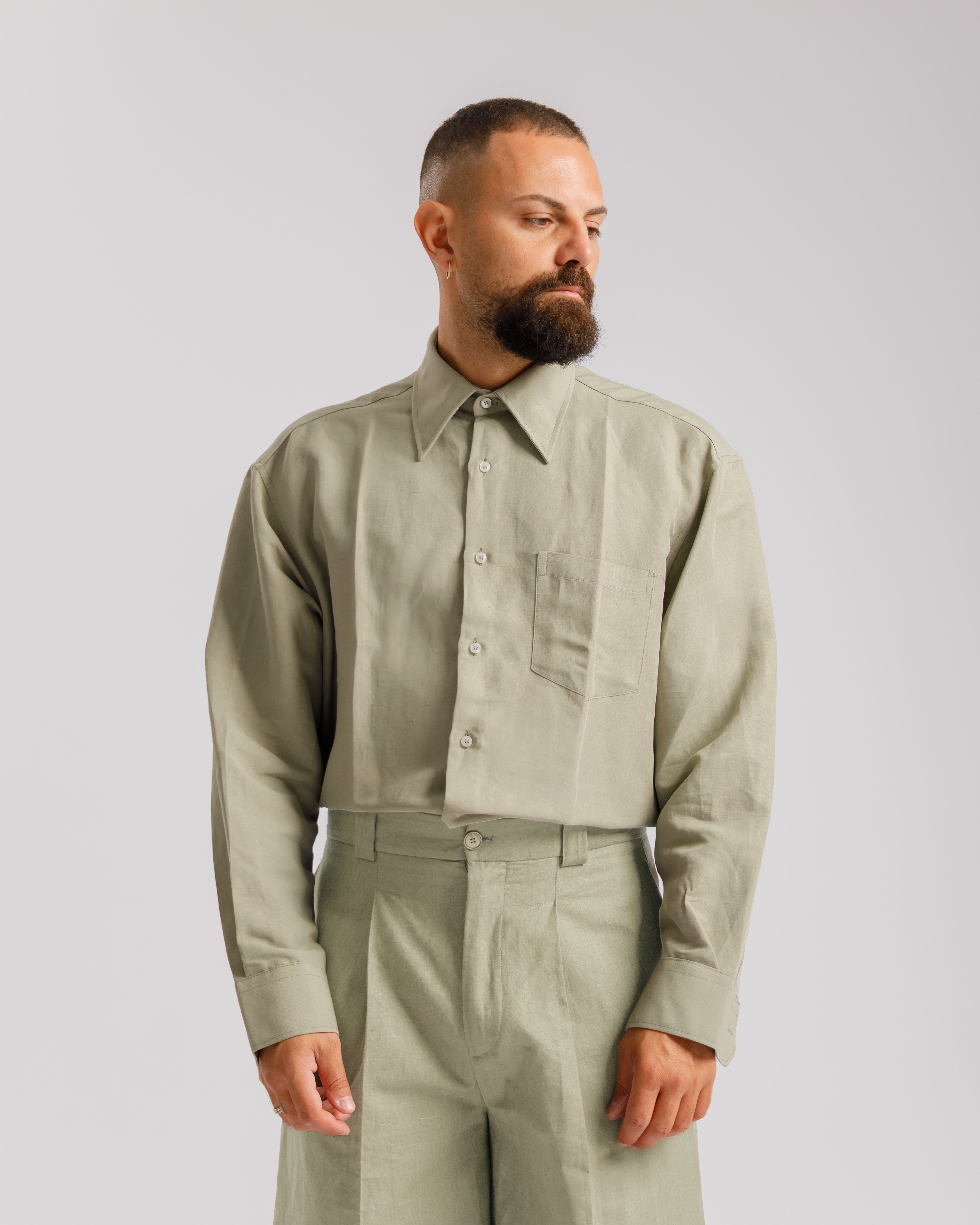 Camicia in lino collo Italiano  - salvia