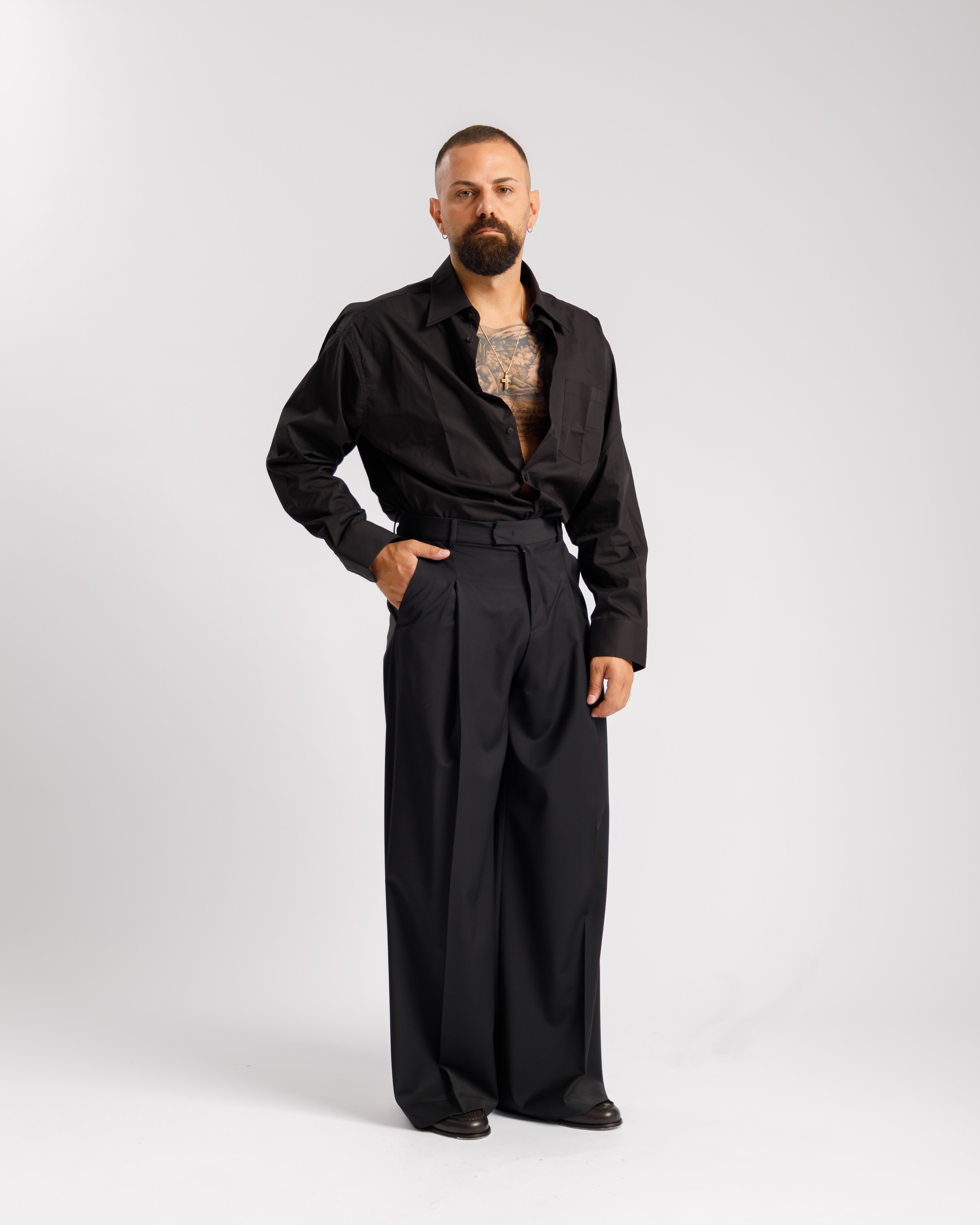 Camicia collo Italiano con tasca - NERA