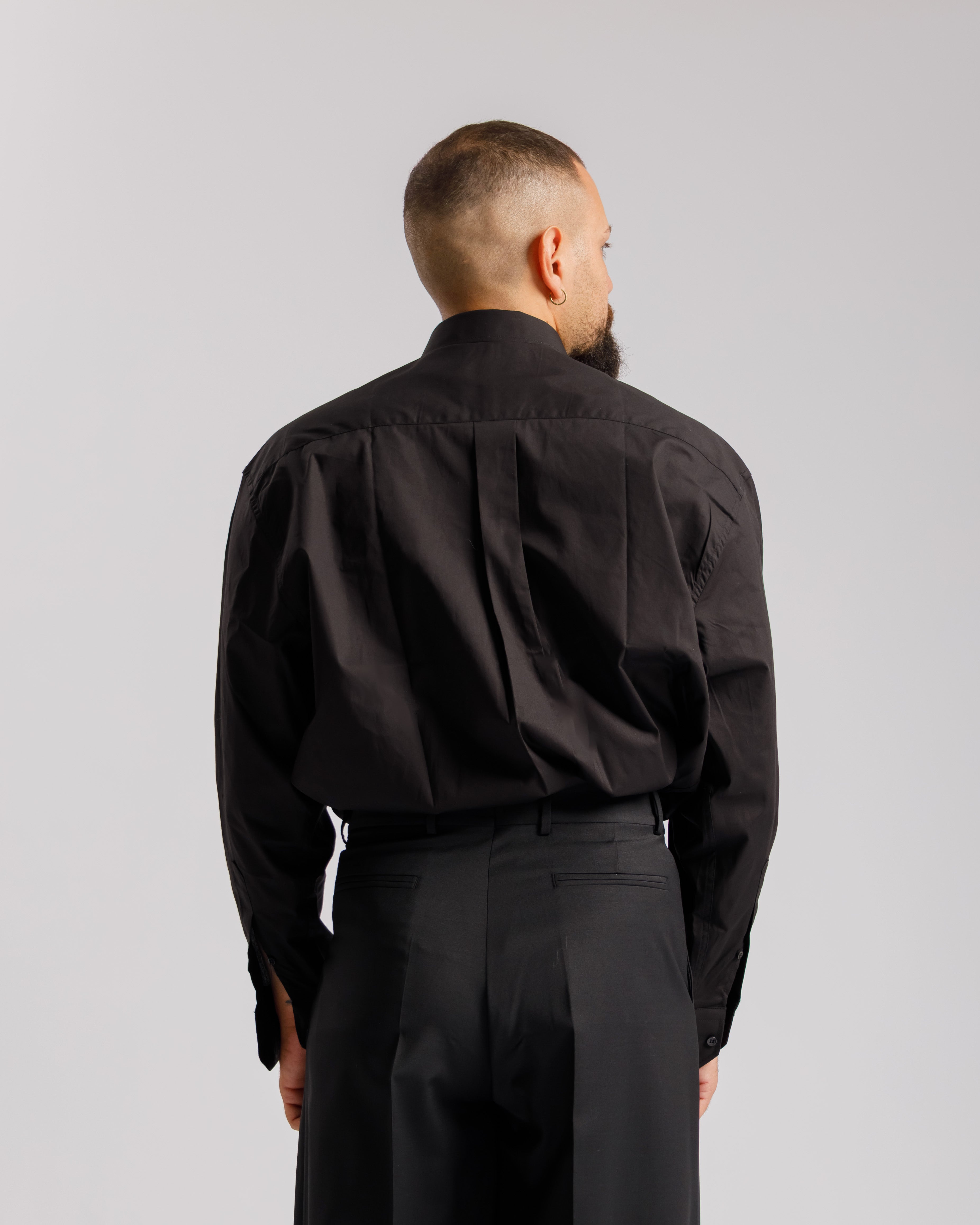 Camicia collo Italiano con tasca - NERA